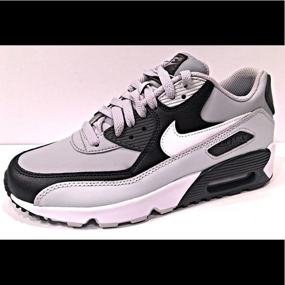 Nike Other - Boys Nike Air Max 90 GS Size 6 Wolf Grey/White